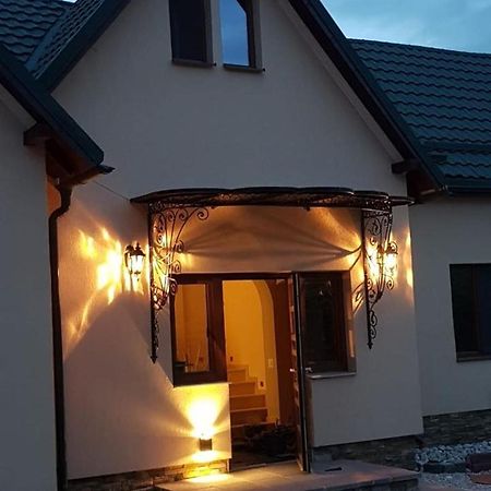 Pensiunea Brazi Turda Ngoại thất bức ảnh