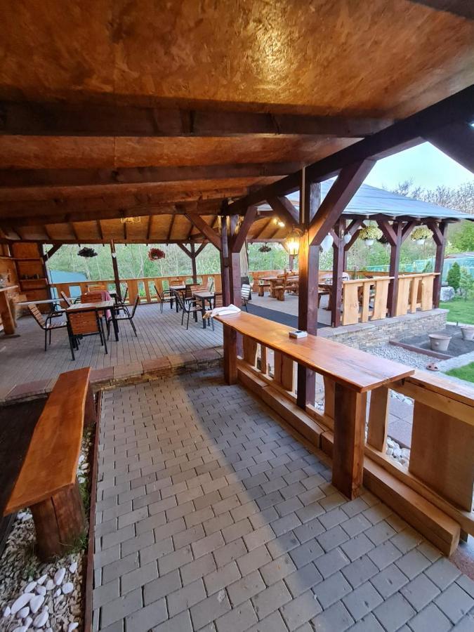 Pensiunea Brazi Turda Ngoại thất bức ảnh